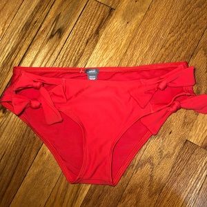 Pink/red bikini bottoms